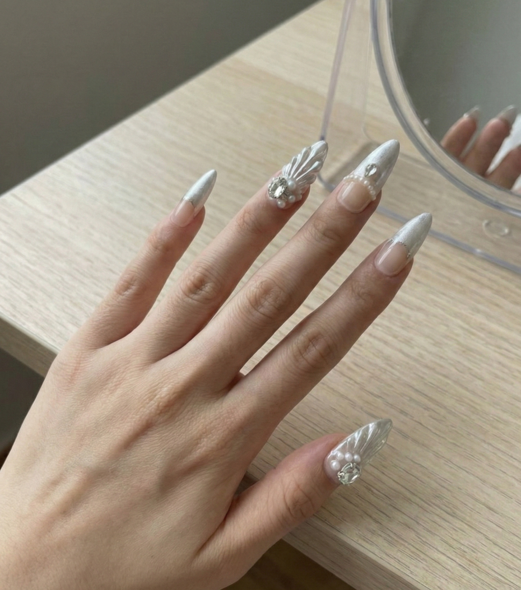 👑🧜‍♀️ Pearl Siren Tiara