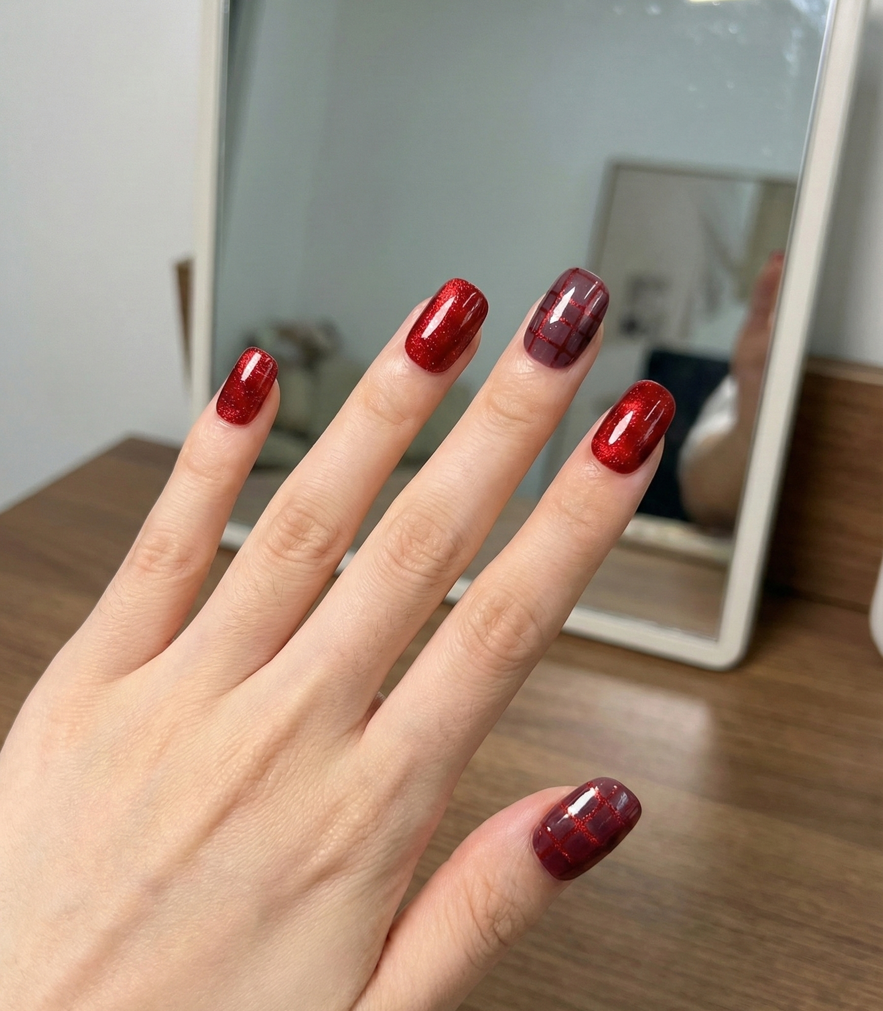 🧣❤️ Crimson Plaid Crush