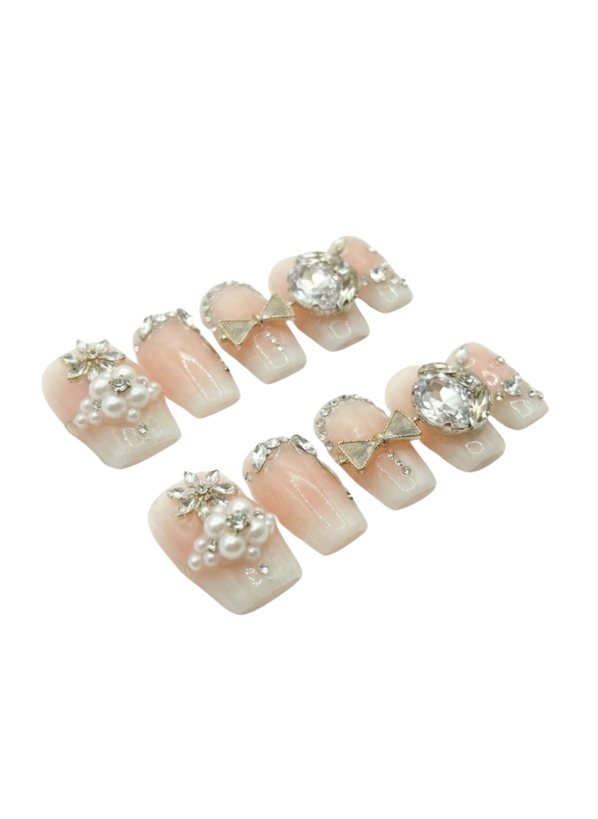 👑❄️ Snowflake Pearl Princess